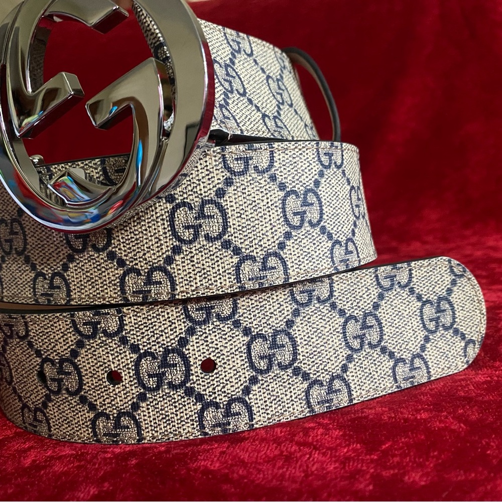Gucci Supreme Navy Blue GG Monogram Belt Free S/H 95/38 - Picture 3 of 7